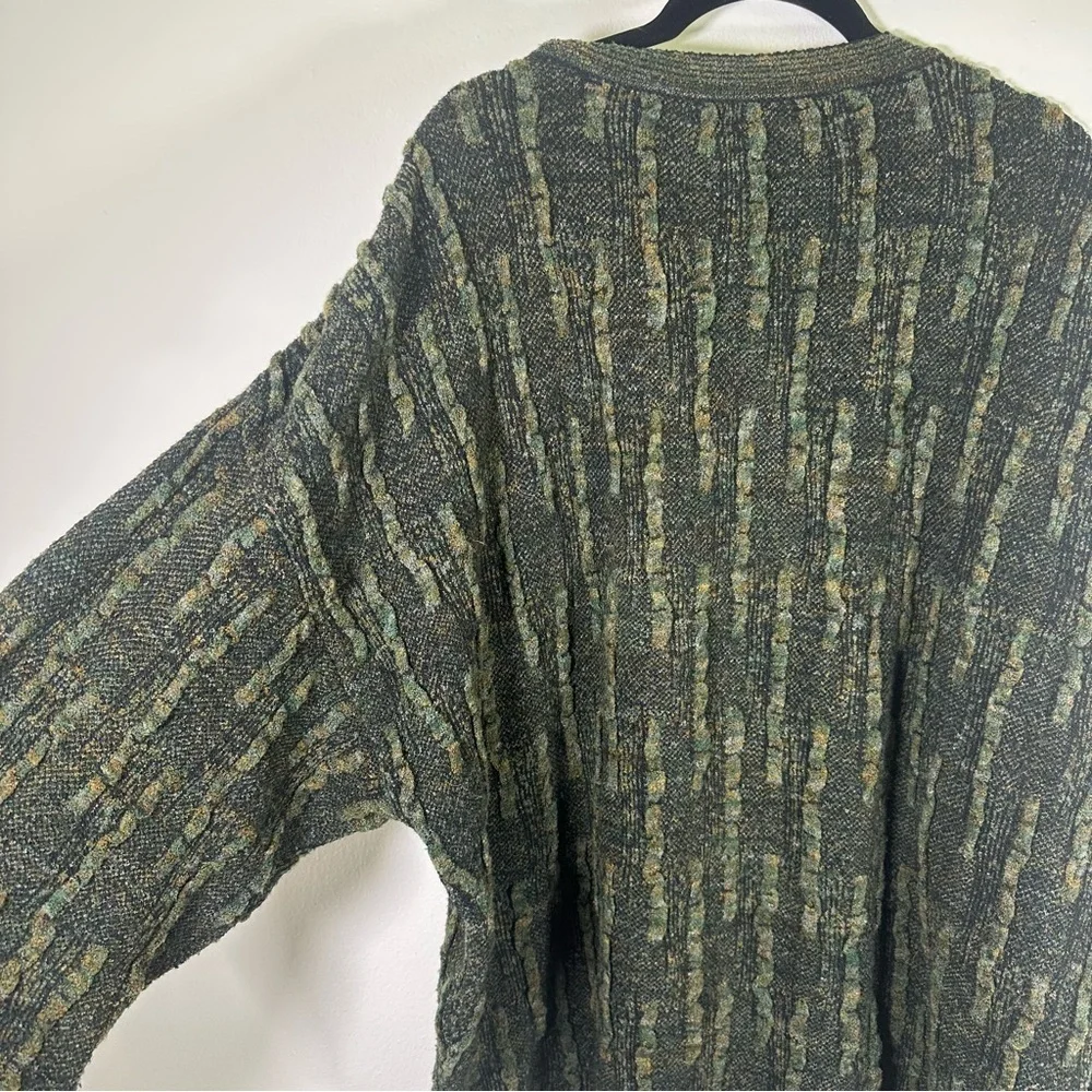 Jhane Barnes Green Sweater Rugged Line Pattern Men's Long Sleeve 3d knit VTG